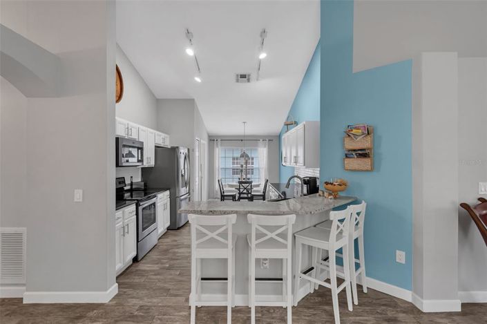 Image No.10-4 Bed Property for sale