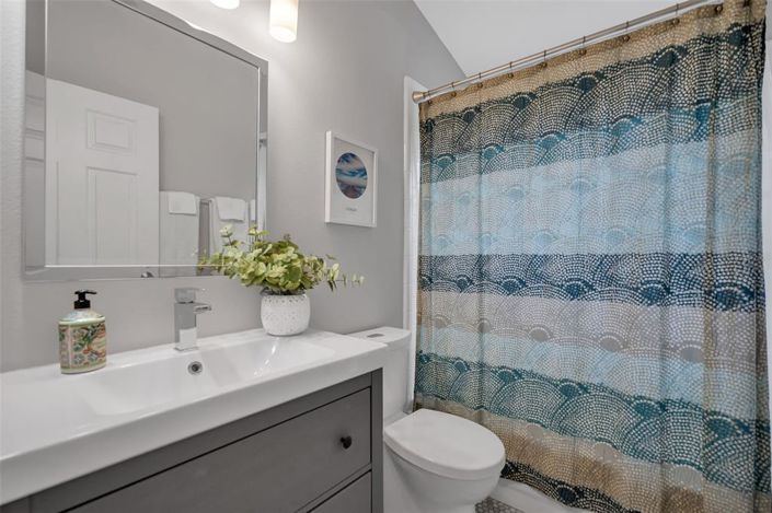 Image No.19-4 Bed Property for sale