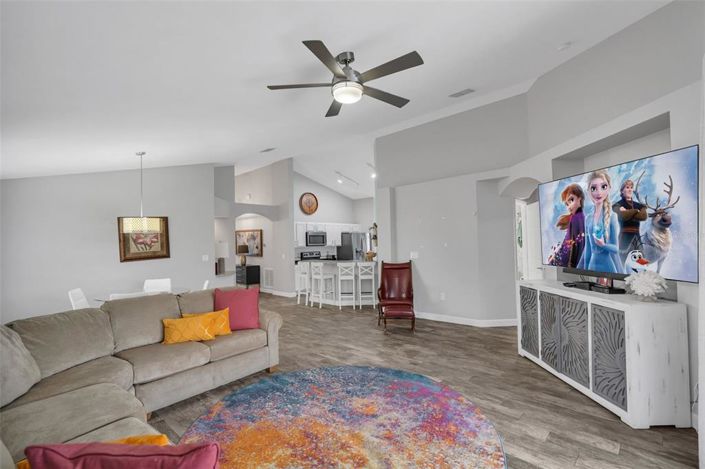 Image No.9-4 Bed Property for sale