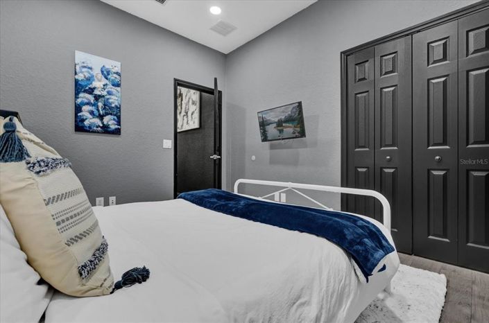 Image No.23-4 Bed Property for sale