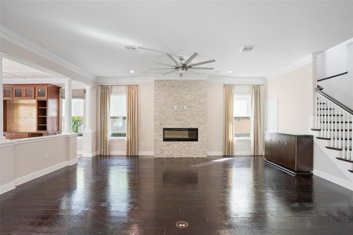 Image No.13-5 Bed Property for sale