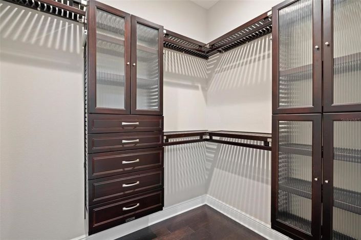 Image No.39-5 Bed Property for sale