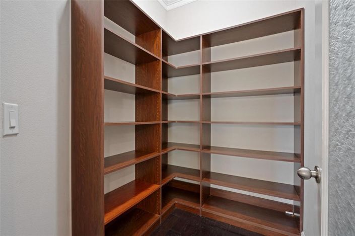 Image No.41-5 Bed Property for sale