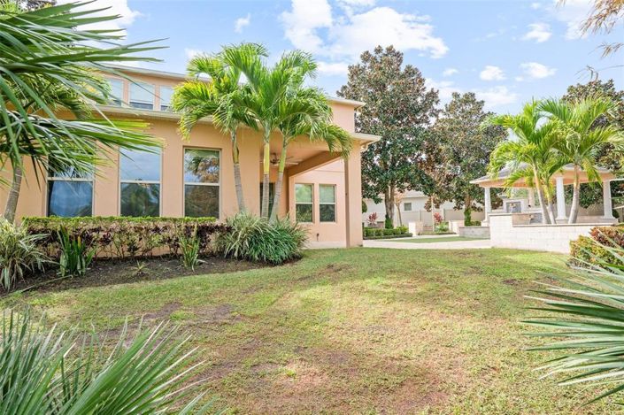 Image No.49-5 Bed Property for sale