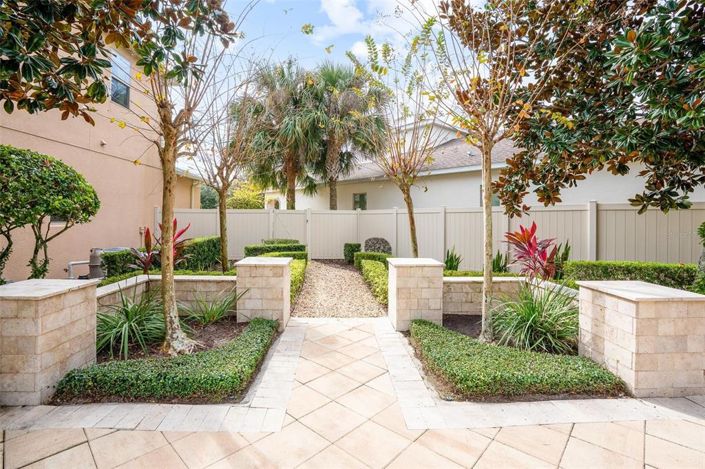 Image No.57-5 Bed Property for sale