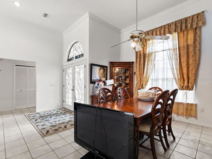 Image No.4-4 Bed Property for sale