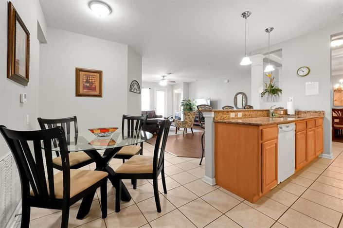 Image No.12-3 Bed Property for sale