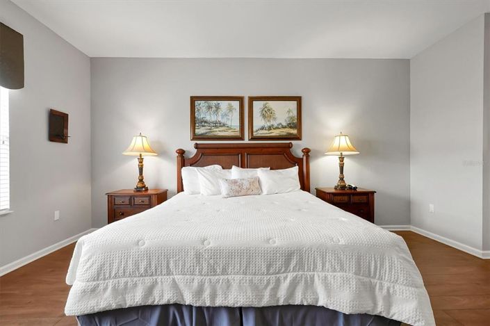 Image No.15-3 Bed Property for sale