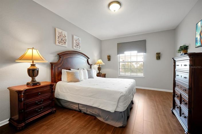 Image No.21-3 Bed Property for sale