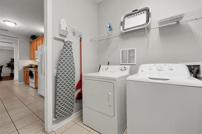 Image No.26-3 Bed Property for sale