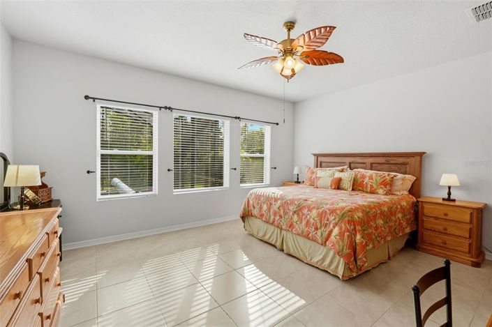 Image No.21-Propriété de 4 chambres à vendre à Clermont