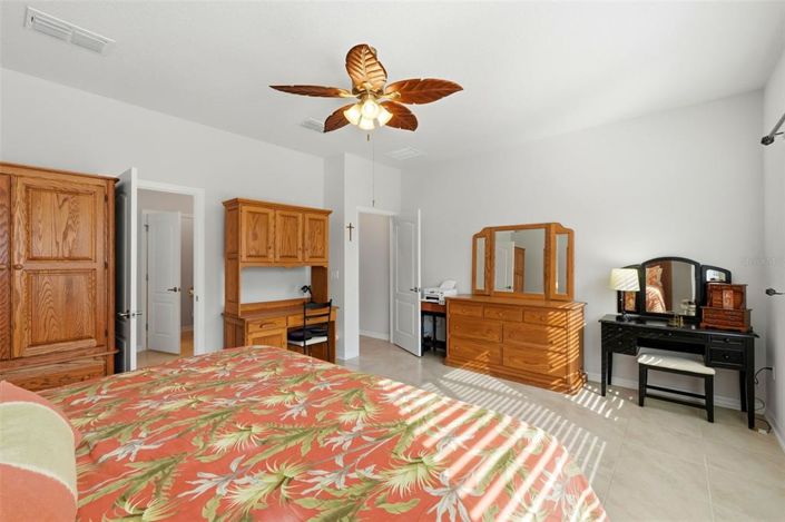 Image No.22-Propriété de 4 chambres à vendre à Clermont