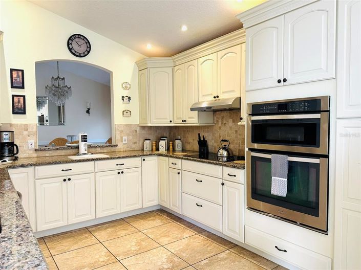 Image No.3-Propriété de 5 chambres à vendre à Kissimmee