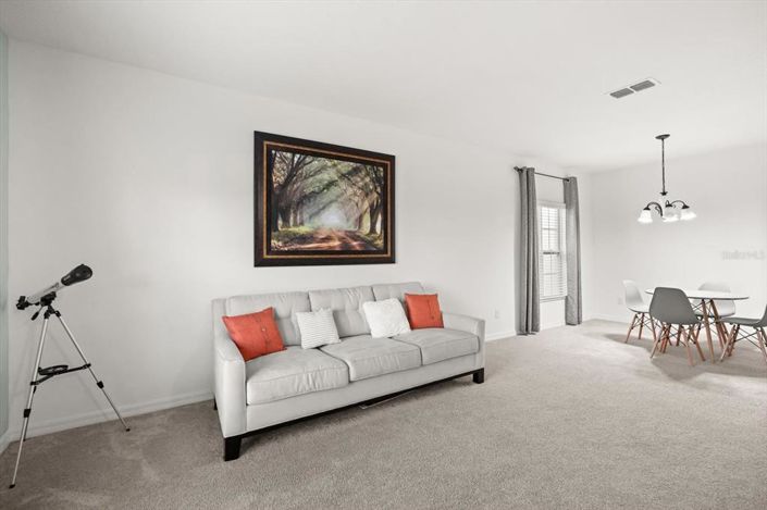 Image No.3-Propriété de 4 chambres à vendre à Kissimmee