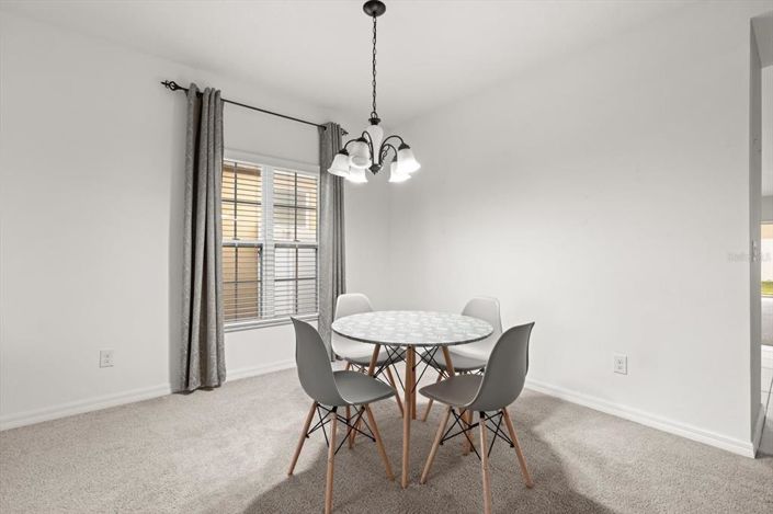 Image No.5-Propriété de 4 chambres à vendre à Kissimmee