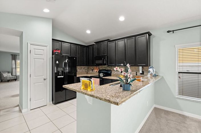 Image No.8-Propriété de 4 chambres à vendre à Kissimmee