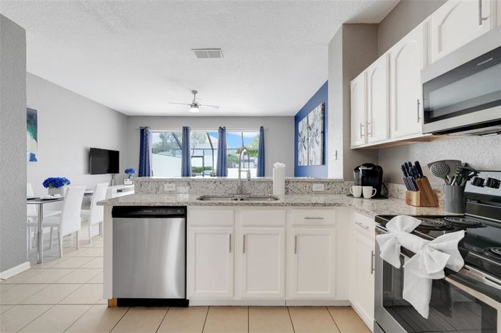 Image No.14-3 Bed Townhouse for sale