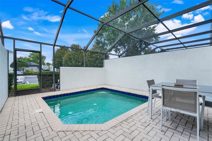 Image No.18-3 Bed Townhouse for sale