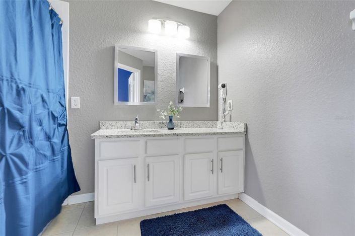 Image No.29-3 Bed Townhouse for sale