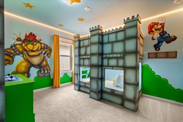 Image No.28-7 Bed Property for sale