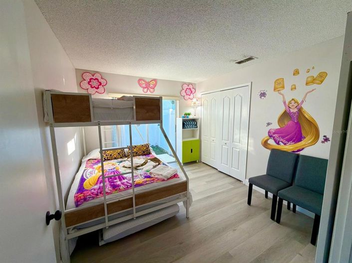 Image No.13-Propriété de 4 chambres à vendre à Kissimmee