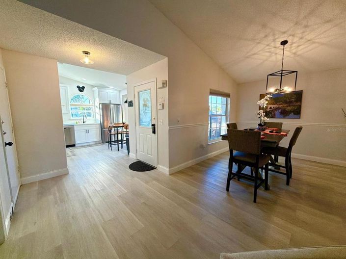 Image No.7-Propriété de 4 chambres à vendre à Kissimmee