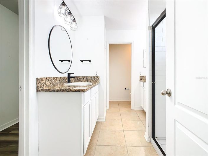 Image No.30-5 Bed Property for sale