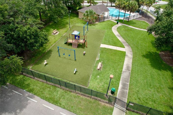 Image No.17-4 Bed Property for sale