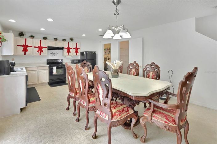 Image No.5-4 Bed Property for sale