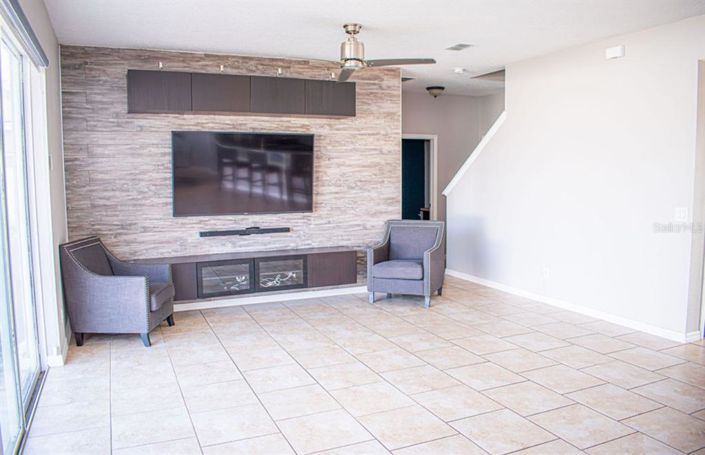 Image No.9-Propriété de 5 chambres à vendre à Kissimmee