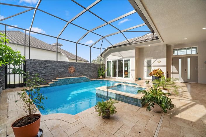 Image No.4-4 Bed Property for sale