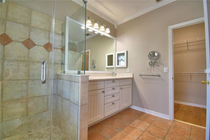 Image No.39-3 Bed Property for sale