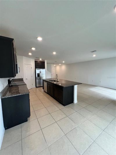 Image No.11-3 Bed Townhouse for sale