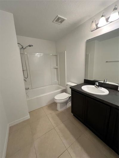 Image No.32-3 Bed Townhouse for sale