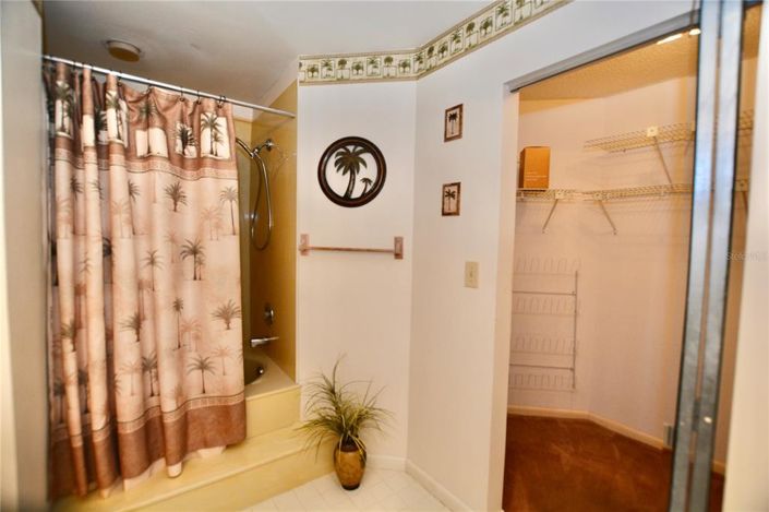 Image No.29-2 Bed Property for sale