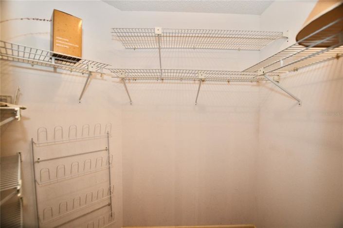 Image No.30-2 Bed Property for sale