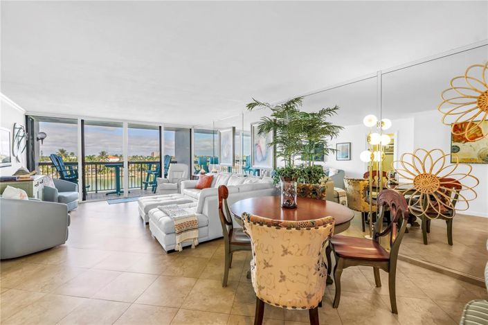 Image No.14-2 Bed Property for sale