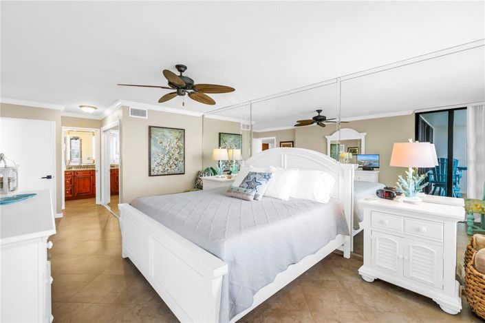 Image No.22-2 Bed Property for sale