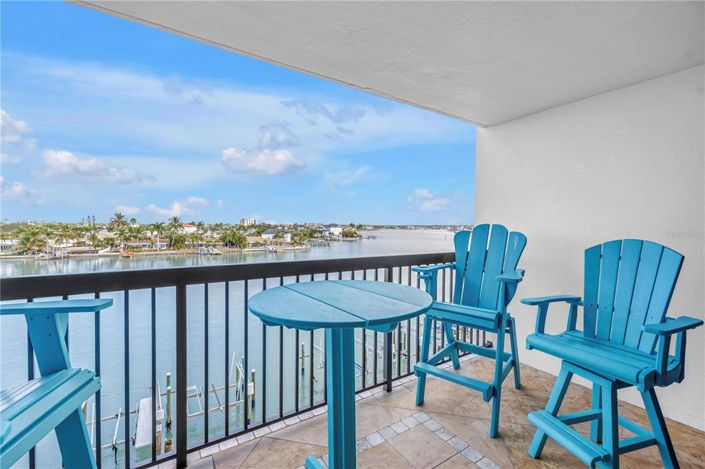 Image No.27-2 Bed Property for sale