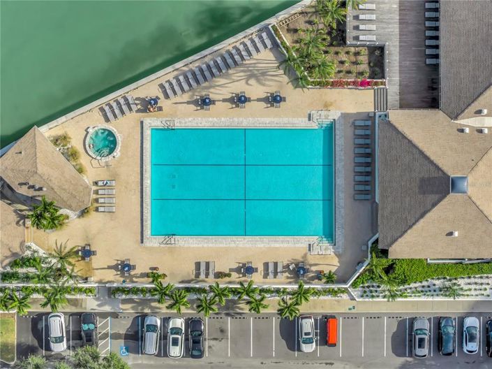 Image No.28-2 Bed Property for sale