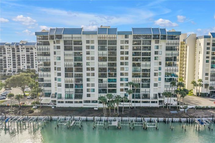 Image No.30-2 Bed Property for sale