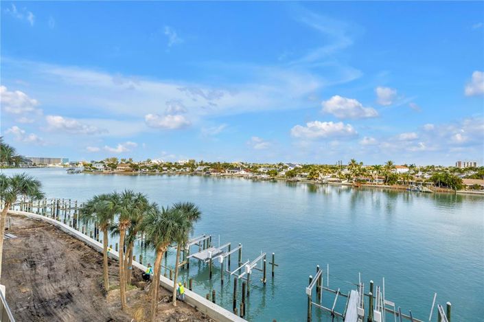 Image No.42-2 Bed Property for sale