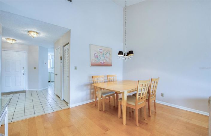 Image No.9-2 Bed Property for sale