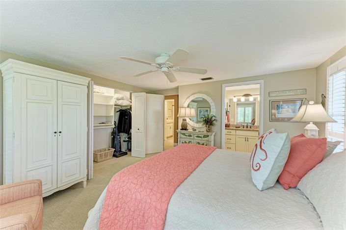 Image No.32-2 Bed Property for sale