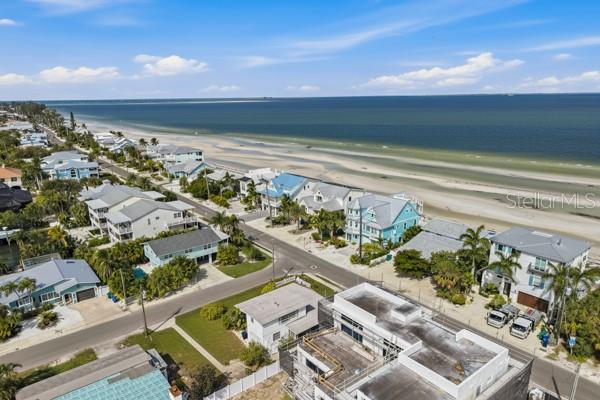 Image No.12-2 Bed Property for sale