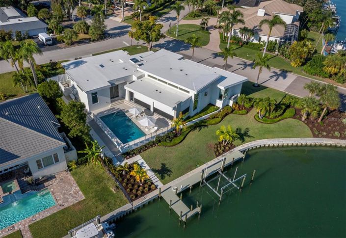 Image No.3-3 Bed Property for sale