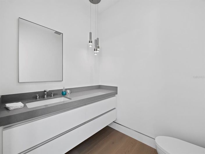 Image No.31-3 Bed Property for sale