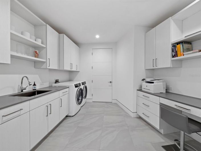 Image No.32-3 Bed Property for sale