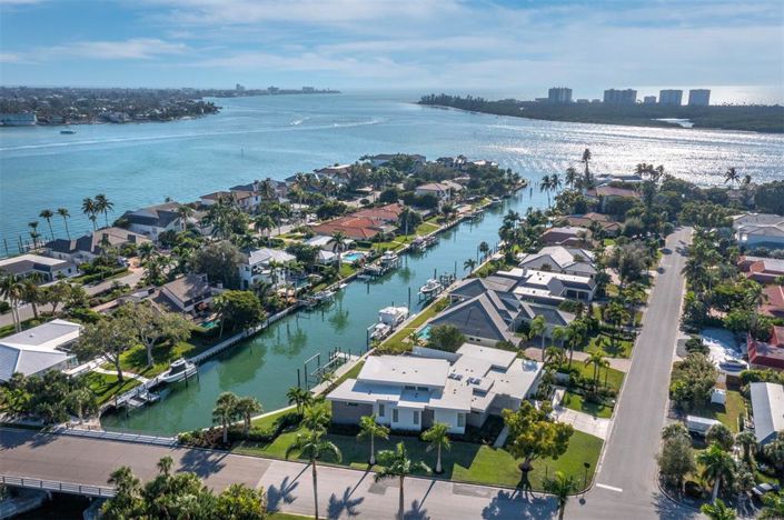 Image No.50-3 Bed Property for sale