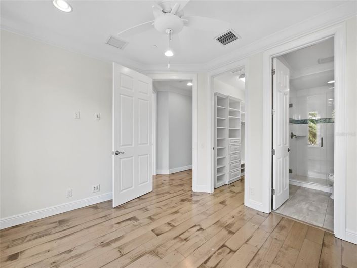 Image No.28-4 Bed Property for sale